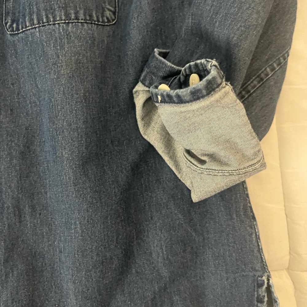 Kate Spade Casual Denim Button up Shirt. Size 6 - Picture 3 of 8